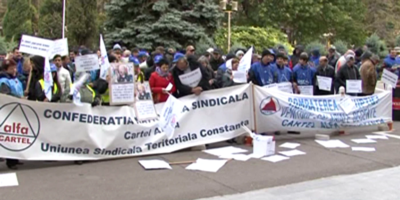 Sindicaliştii Cartel Alfa vor protesta în faţa Prefecturii Constanţa.