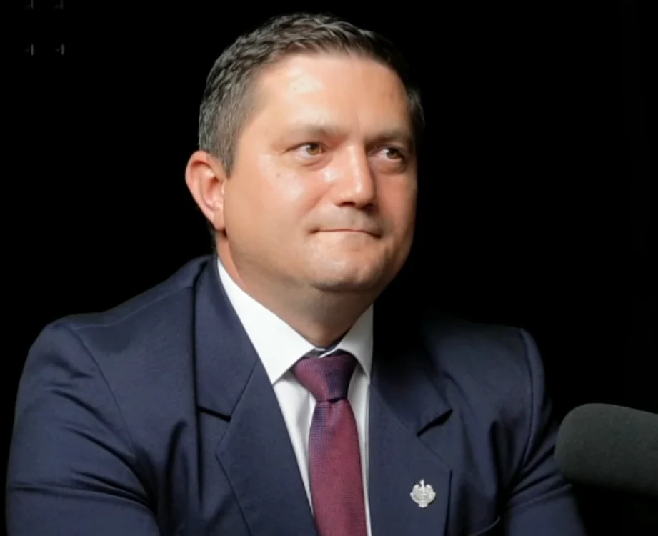 Ciprian Rus spune că i-au fost plantate droguri sub maşină. FOTO: captură video