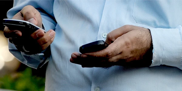 Mesajele scrise, folosite în special de mincinoşi