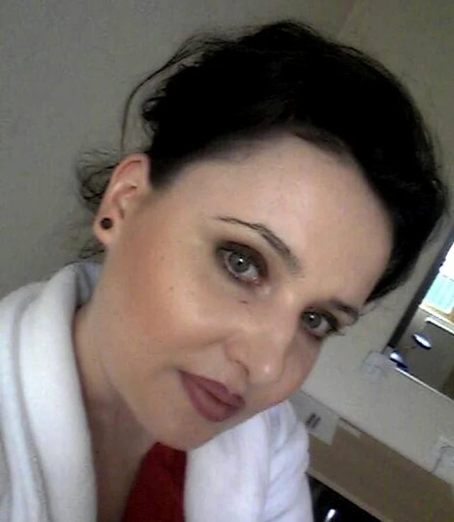 Gabriela Harton avea 38 de ani