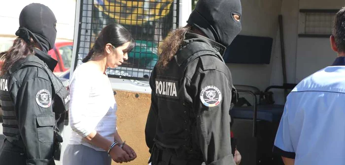 Femeia a pus bazele unei adevărate reţele de prostituţie