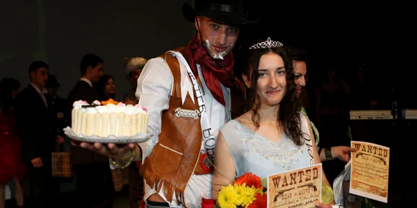 Andrei Mereuţă şi Carina Avădănei sunt Miss şi Mister „Henri Coandă“