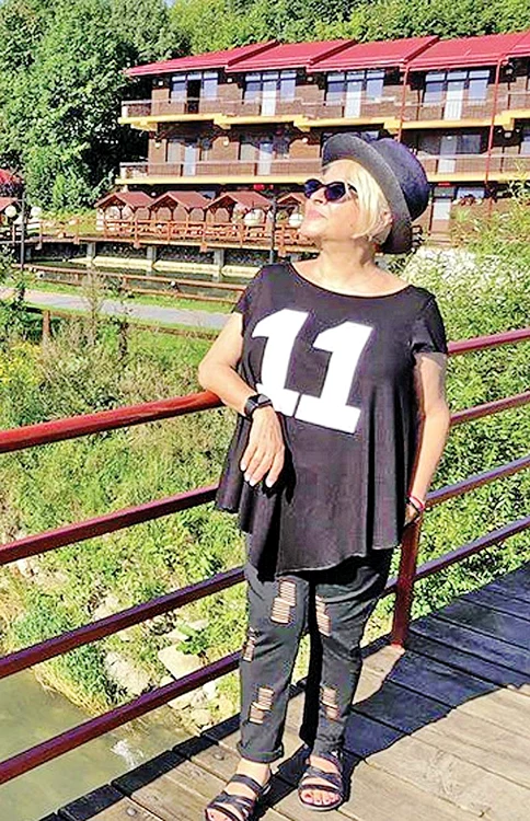 Mirabela Dauer arată senzaţional în hainele tinereşti