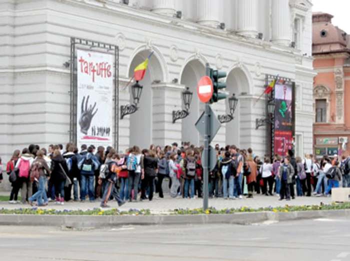 Arad: Invazie de francofoni pasionaţi de teatru