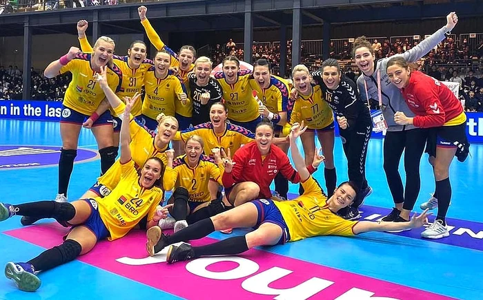România a obținut prima victorie la CM de handbal din JaponiaFoto: Facebook / Crina Pintea