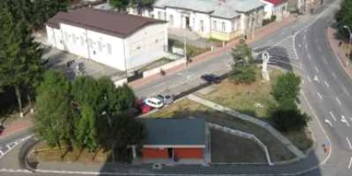 Iaşi: Regiunea pe scurt/ Şoferii vor experimenta încă un giratoriu