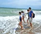 Cu familia, în fiecare an, la plajă