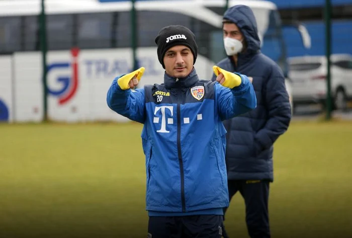 
    Alex Mitriță se simte perfect la naționalăFOTO: frf.ro  