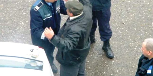 Băcăuanul s-a enervat pentru că i-a fost confiscată "marfa"