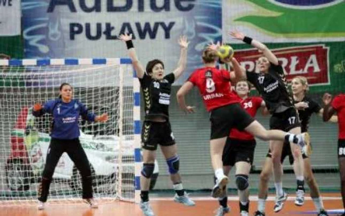 Handbal: Liga Campionilor: SPR Lublin - Rulmentul Braşov 30-24