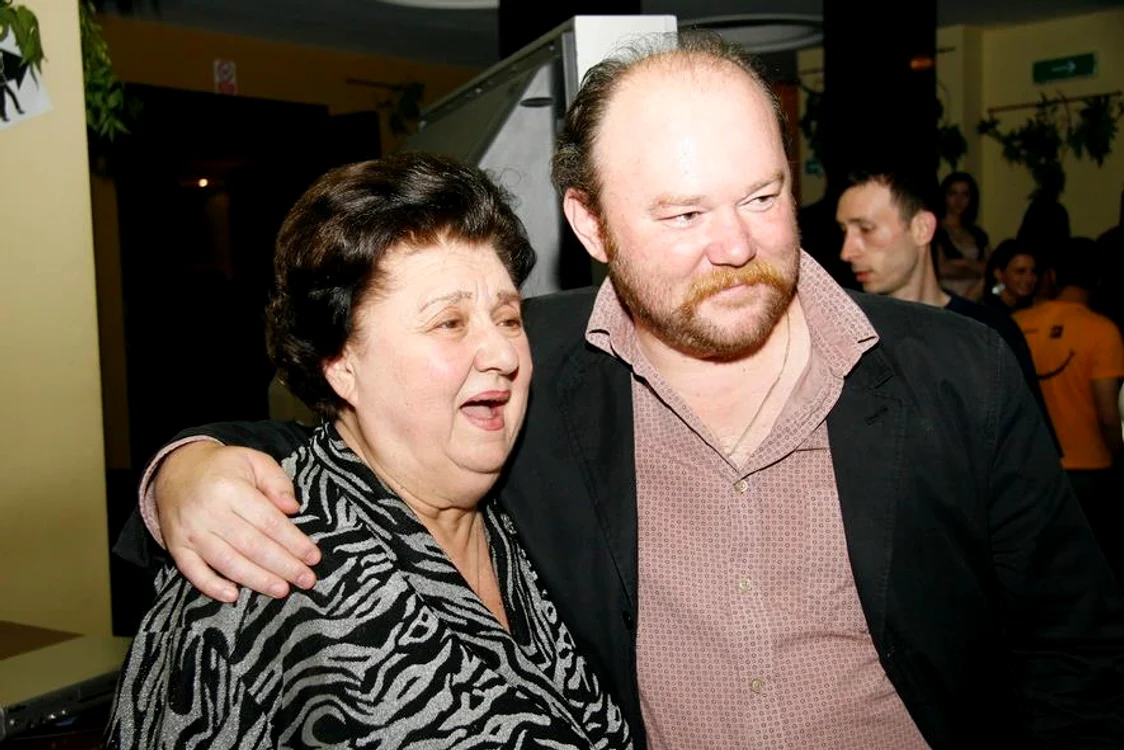 
    Actorul Mihai Constantin este băiatul surorii marii actrițe Tamara BuciuceanuFoto: amintiri din teatrul românesc/facebook  