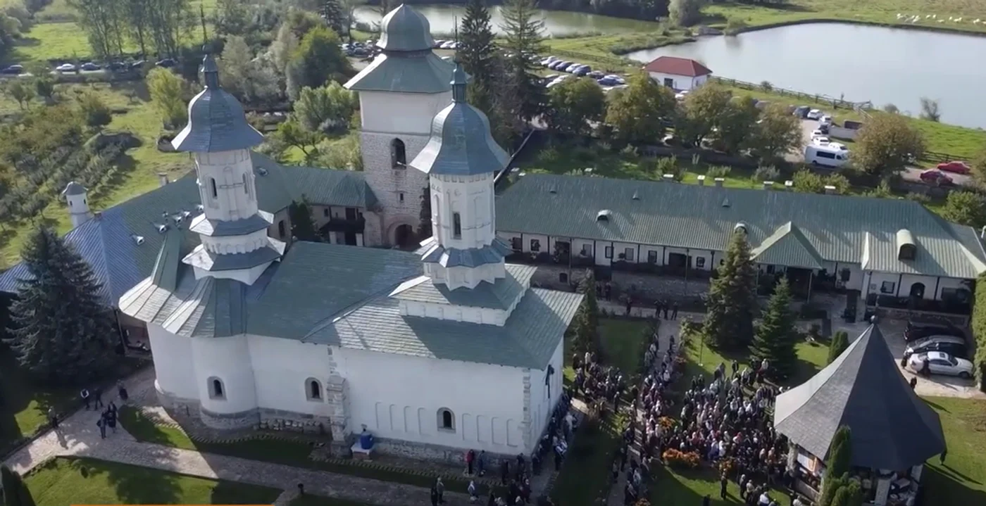 Mănăstirea Râșca din Suceava FOTO Alina Iosif 