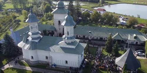 Mănăstirea Râșca png