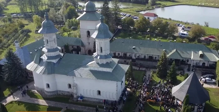 Mănăstirea Râșca din Suceava FOTO Alina Iosif 