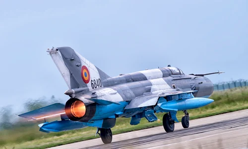 Mig 21 LanceR Fortele Aeriene Romane sursa roaf ro jpg