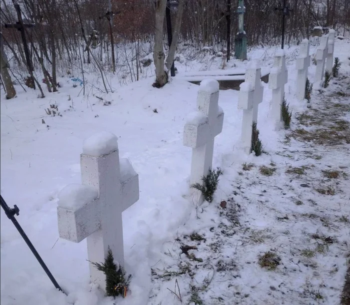 Sute de bucovineni şi-au găsit sfârşitul pe malul Prutului. Foto arhivă