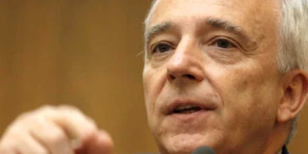 Isărescu: Utilizarea banilor FMI pentru deficitul bugetar ar putea ajuta relansarea economiei