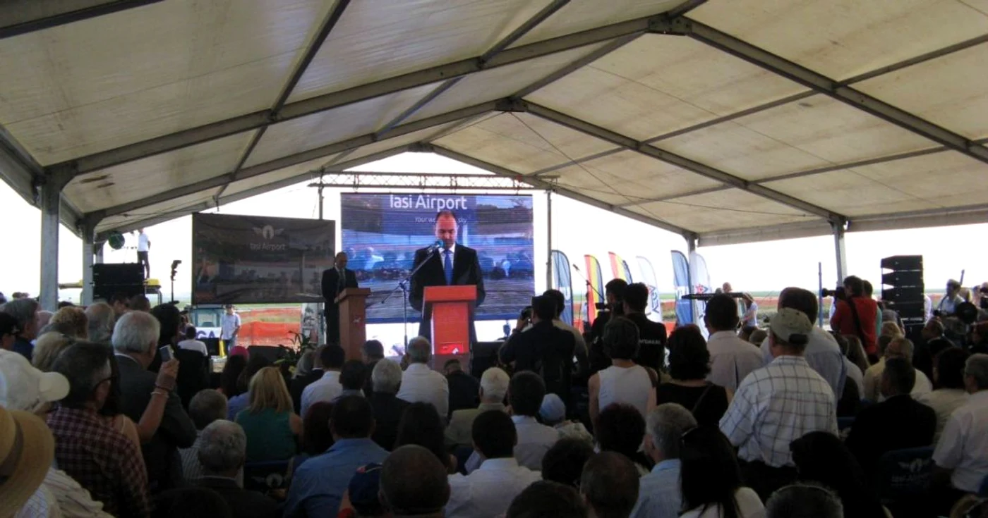 Ceremonia, de un festivism fără precedent, a fost prezidată de Cristian Adomniţei FOTO Cezar Pădurariu