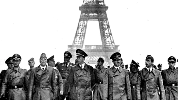 Hitler la Paris jpeg