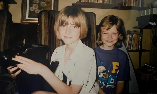 1 iulia albu sora karin voichita 1 jpg jpeg