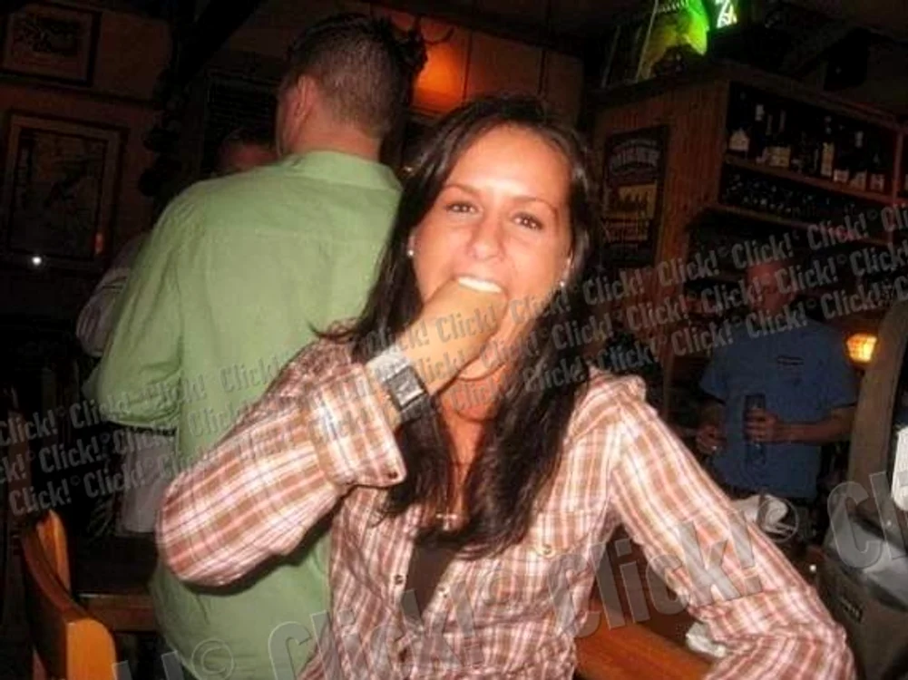 Ce face o femeie mâna ei