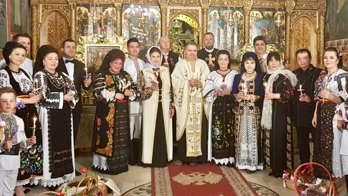 Irina Loghin, în biserica în care a înregistrat emisiunea care va fi difuzată în noaptea de Înviere