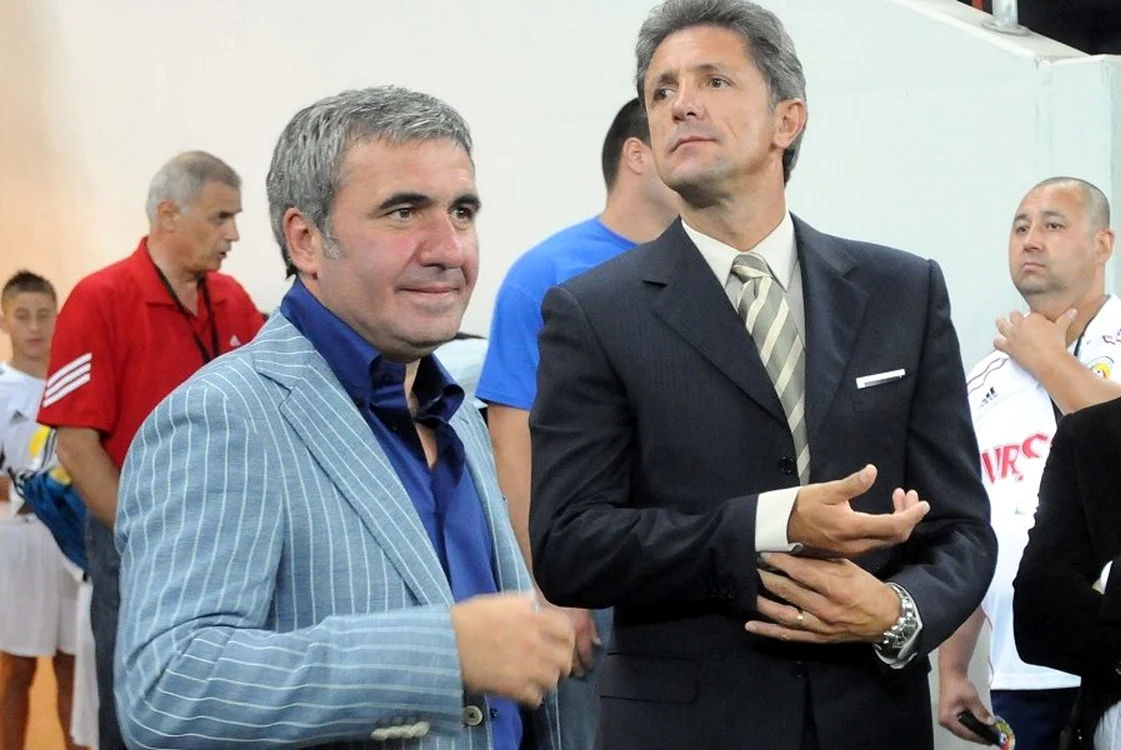 Cumnații Hagi și Popescu nu mai formează o echipă