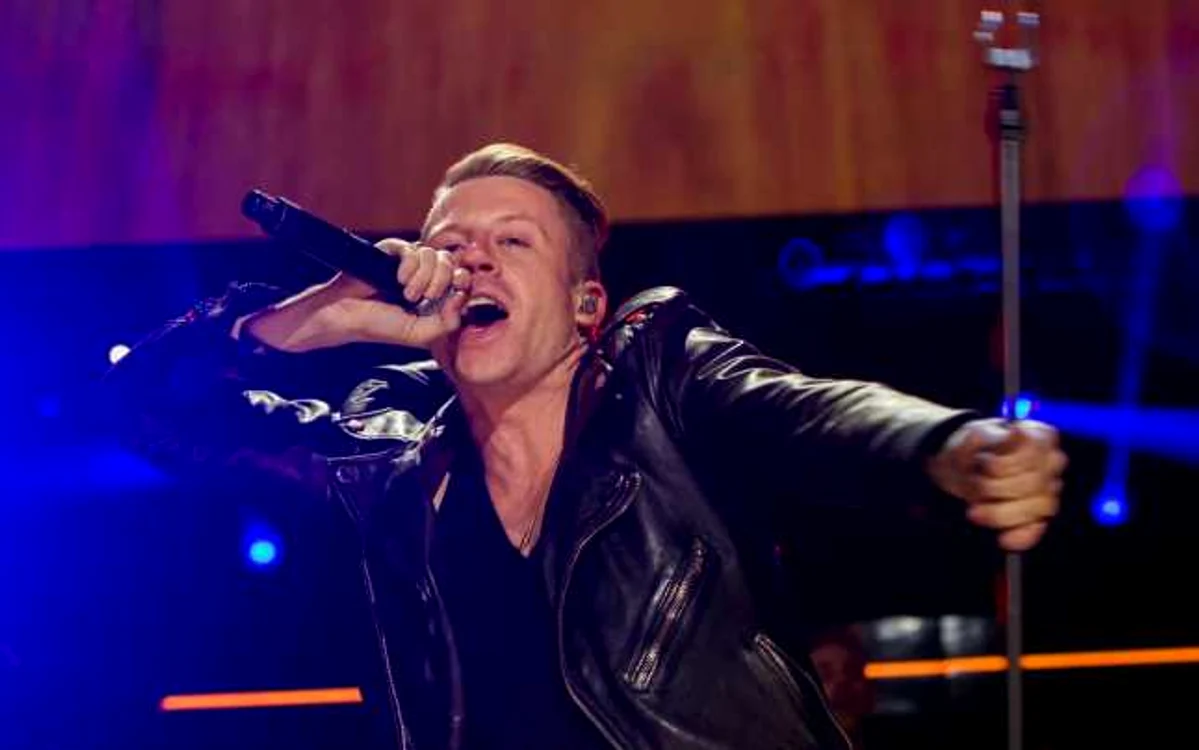 Macklemore (Ben Haggerty) este unul dintre favoriţii de la premiile Grammy. FOTO Reuters