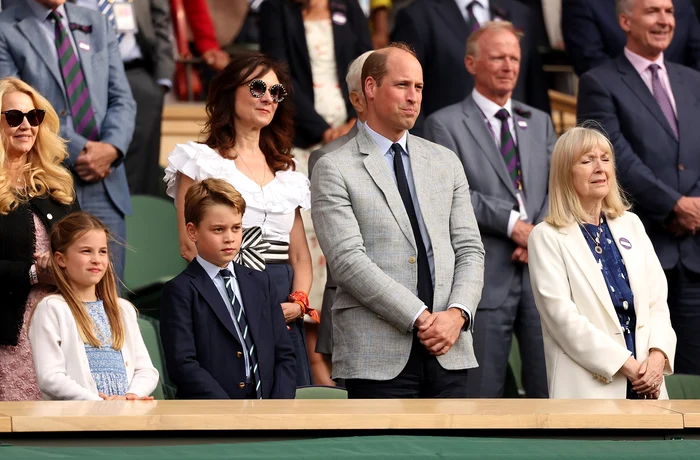 Prințul William alături de George și Charlotte jpg