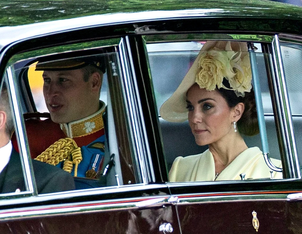 
    Kate Middleton şi William  