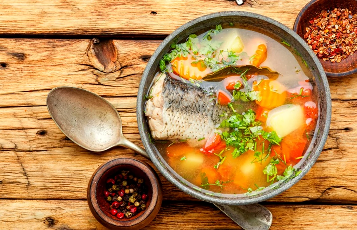 Ciorba de pește este foarte ușor de pregătit / foto: Shutterstock