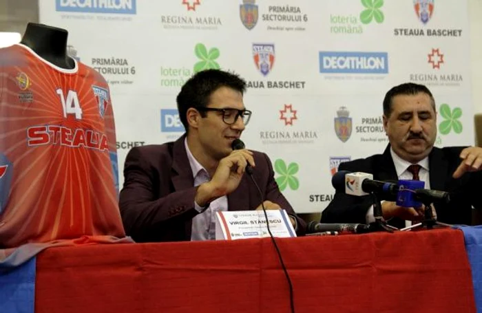 
    Virgil Stanescu in calitate de manager  