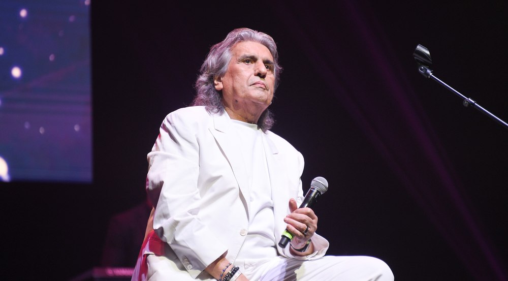 A murit Toto Cutugno. Cântărețul care iubea România abia împlinise 80 de ani VIDEO