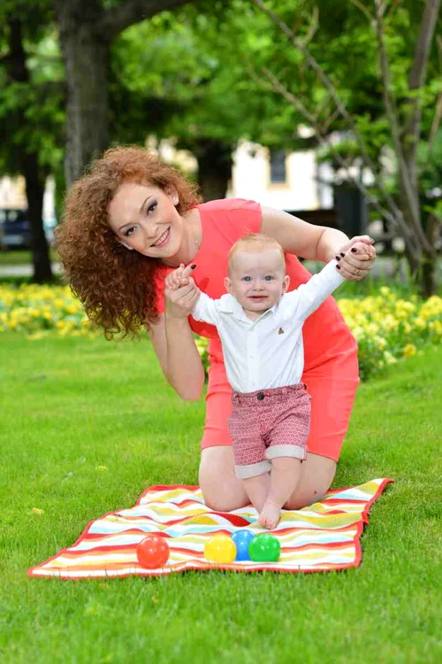 Băiatul Andreei Fried a fost primit foarte bine de copiii lui Răzvan Enache, pe care îi are din prima căsnicie