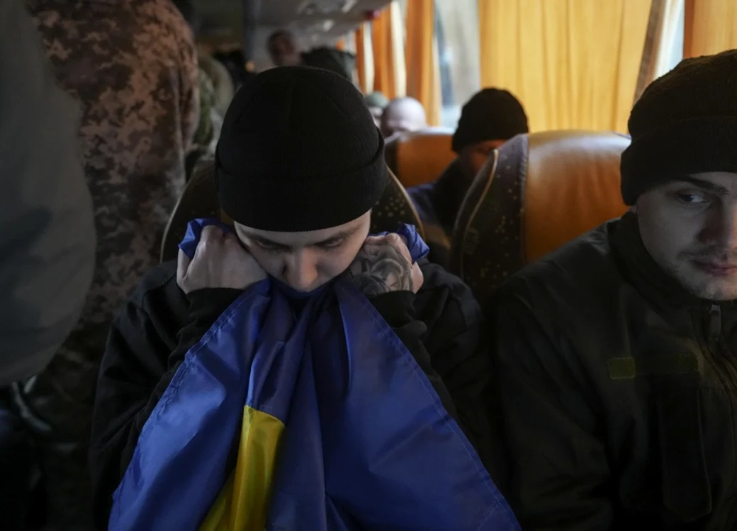 150 de prizonieri de război ucraineni s-au întors acasă după ultimul schimb cu Rusia FOTO EPA-EFE