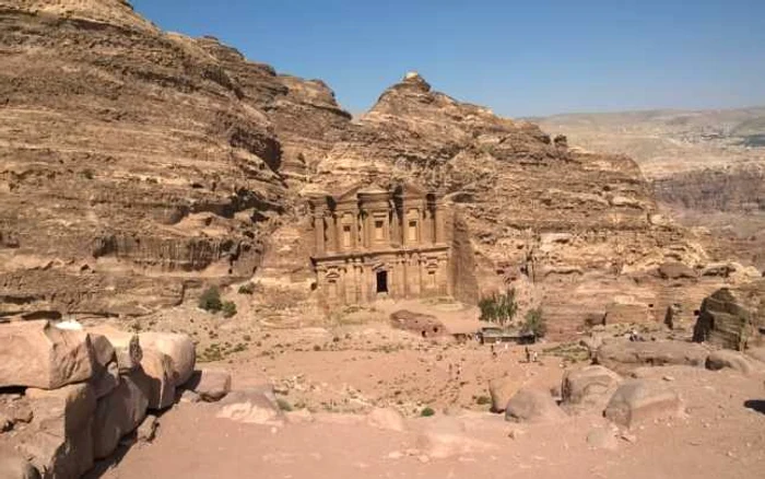 The Monastery (Petra, Iordania), vedere din vârful muntelui FOTO Mihaela Apetrei