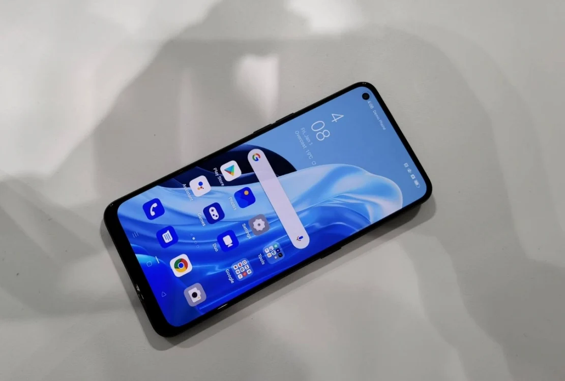 OPPO Reno7 Lite 5G. FOTO Adrian Pogângeanu