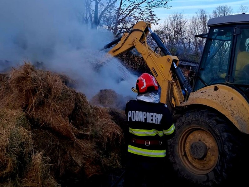 Incendiu devastator în Giurgiu, după ce doi copii s-au jucat cu focul