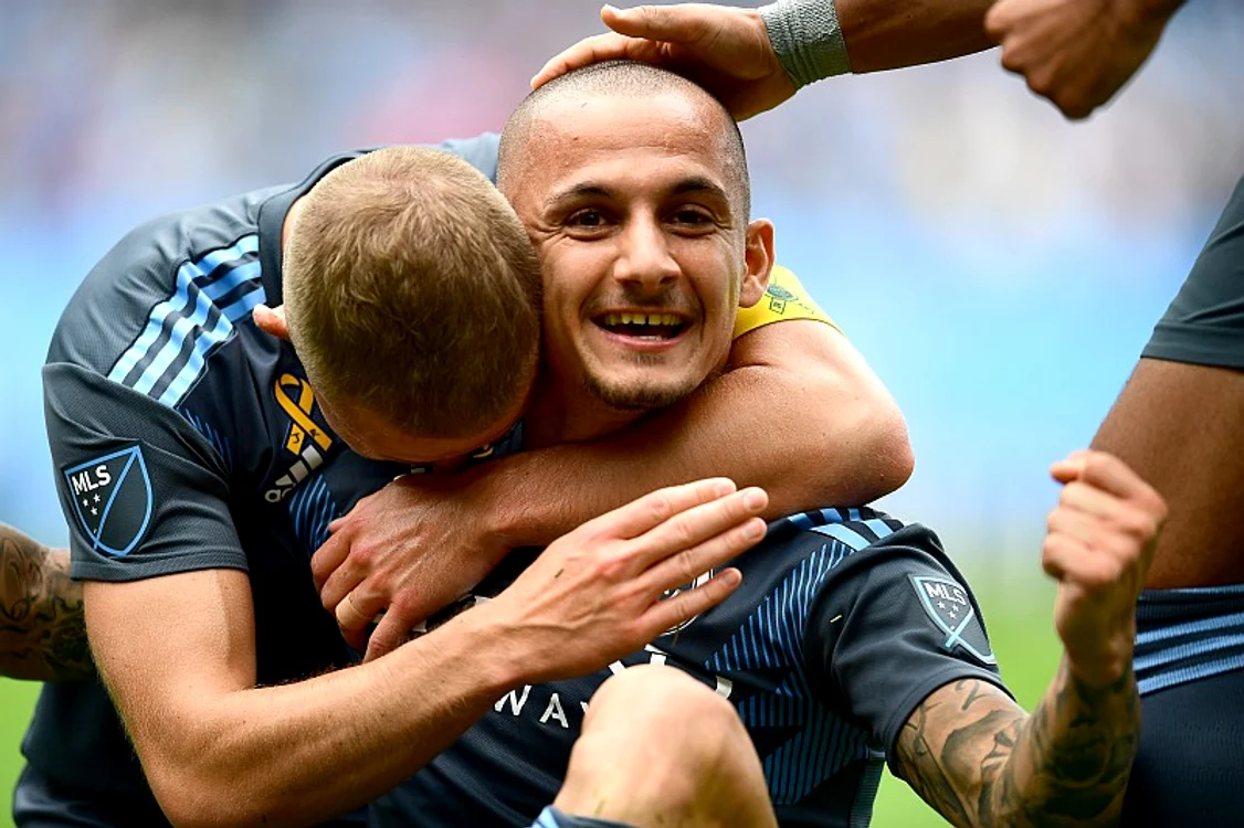 
     Alex Mitriță exultă după golul marcat pentru New York City FCFoto: Guliver / GettyImages  