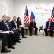 Vladimir Putin si Donald Trump la Osaka FOTO EPA-EFE