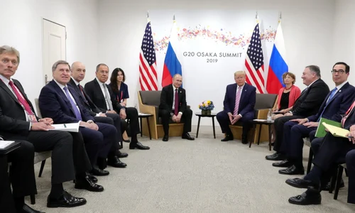 Vladimir Putin si Donald Trump la Osaka FOTO EPA-EFE