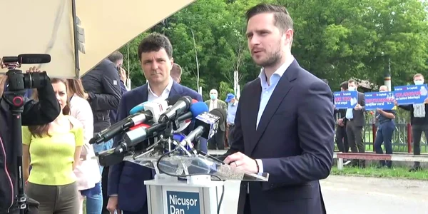 Nicuşor Dan și Stelian Bujduveanu Foto: Facebook Stelian Bujduveanu 