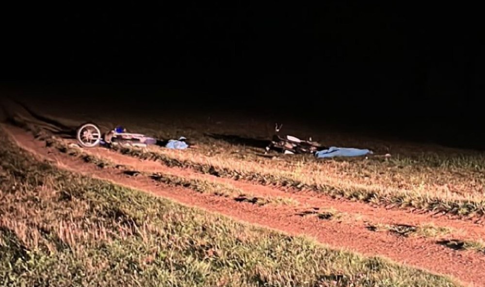 Doi tineri de 19 ani au murit în timpul unei curse de motociclete enduro, după ce s-au izbit frontal