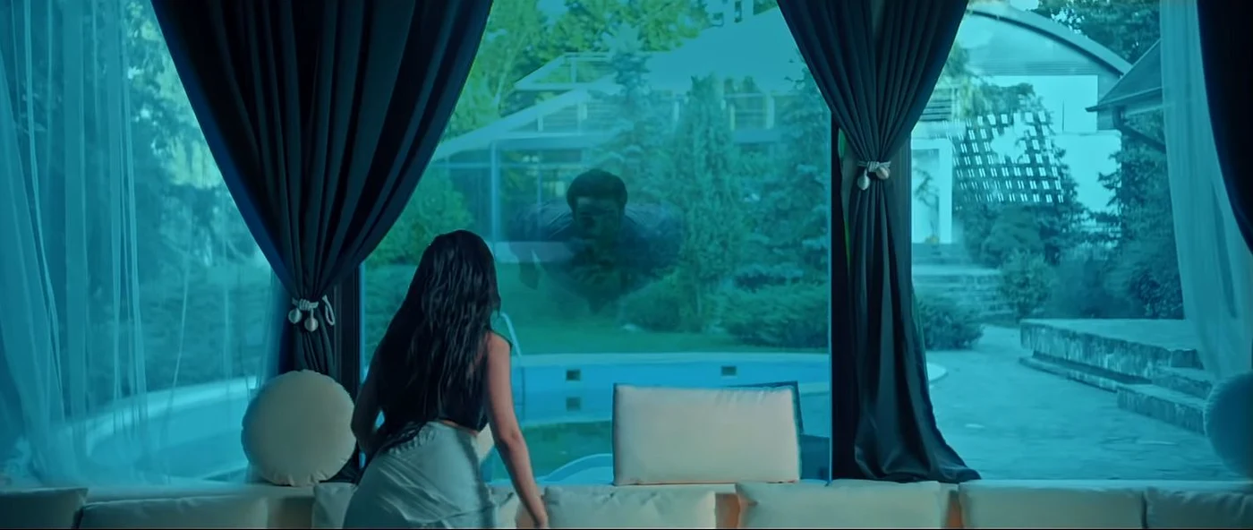 18 nicole cherry videoclip in casa fructul oprit 6 jpg jpeg