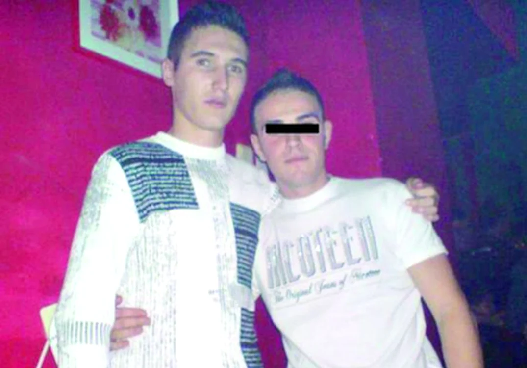 
    Băiatul trebuia să se întâlnească dimineaţă cu prietenii săi, însă n-a venit la locul indicat şi nici n-a răspuns la telefon  