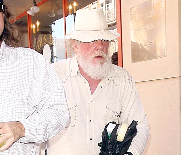 2013 Bântuie de nerecunoscut pe străzi