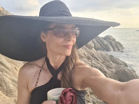 2 romanita iovan jpg jpeg