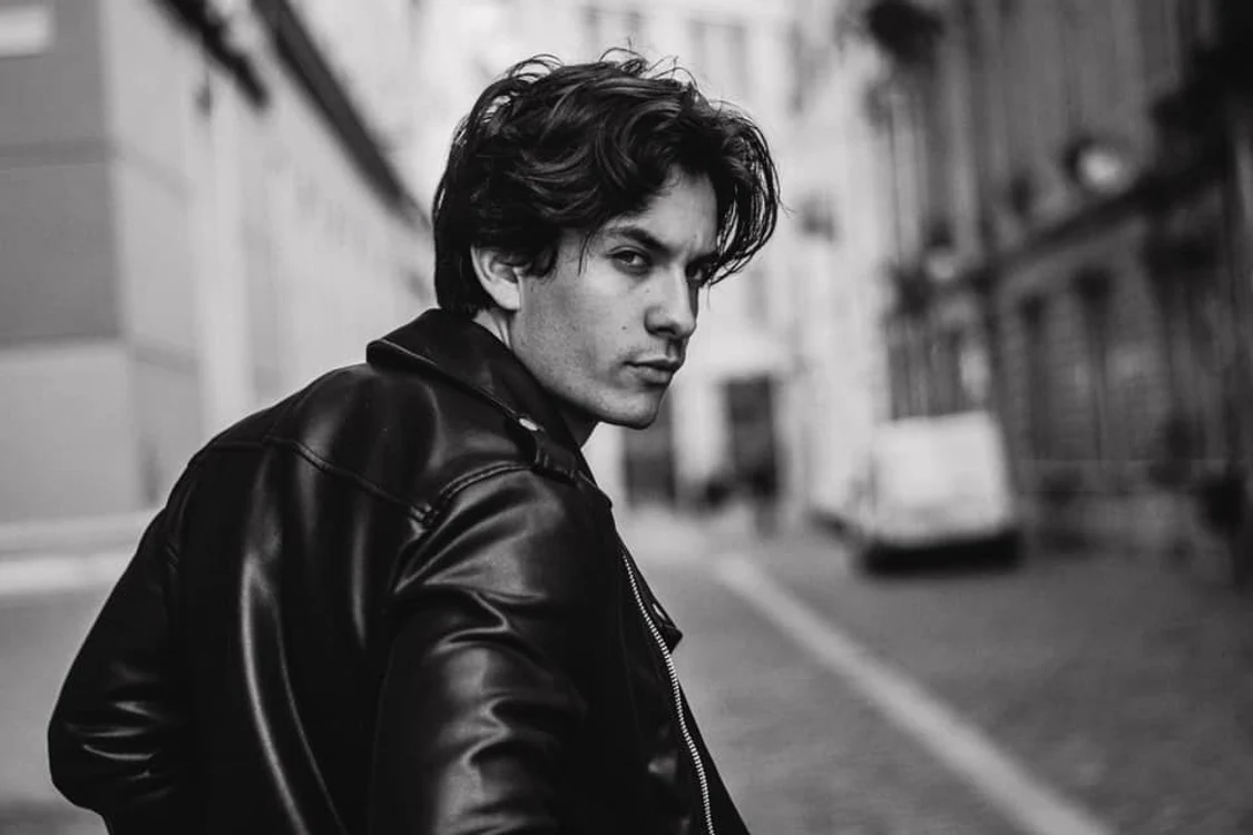 Flavius Jucu e fotomodel, dar vrea să dea la Actorie