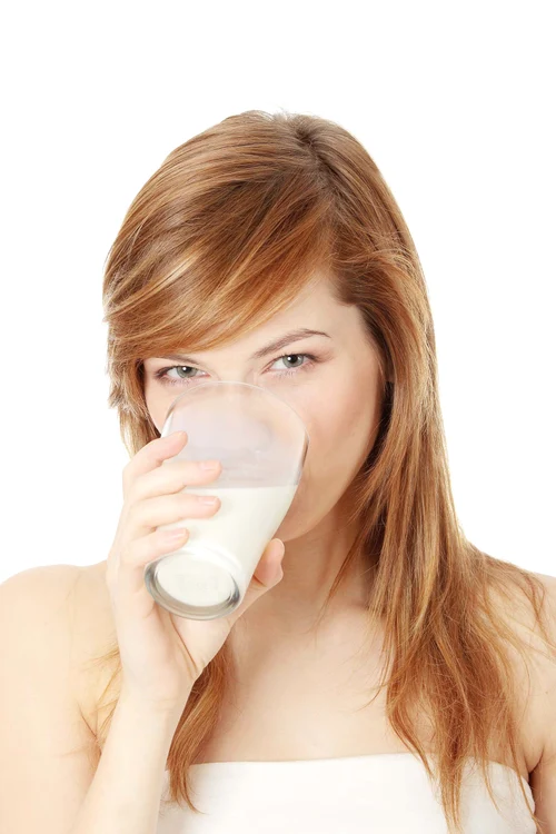 
    Dacă ai lipsă de calciu, este indicat să consumi cât mai multe produse lactatefoto: 123rf  