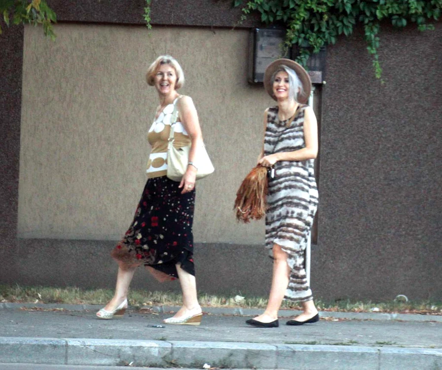 Joi seara, Andreea Bălan  şi mama ei, Valeria, au ieşit  la o cină, ca între fete